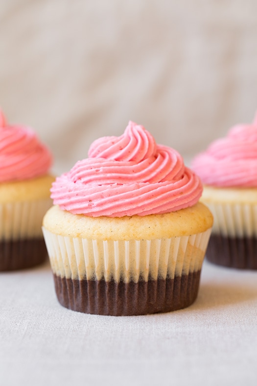 Irresistible Neapolitan Cupcakes: Vanilla, Chocolate & Strawberry Layers